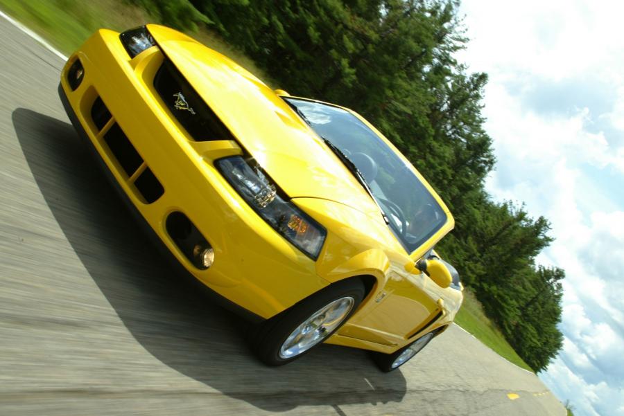  Ford Mustang SVT Cobra Convertible 2002 года  (фото 10 из 103)